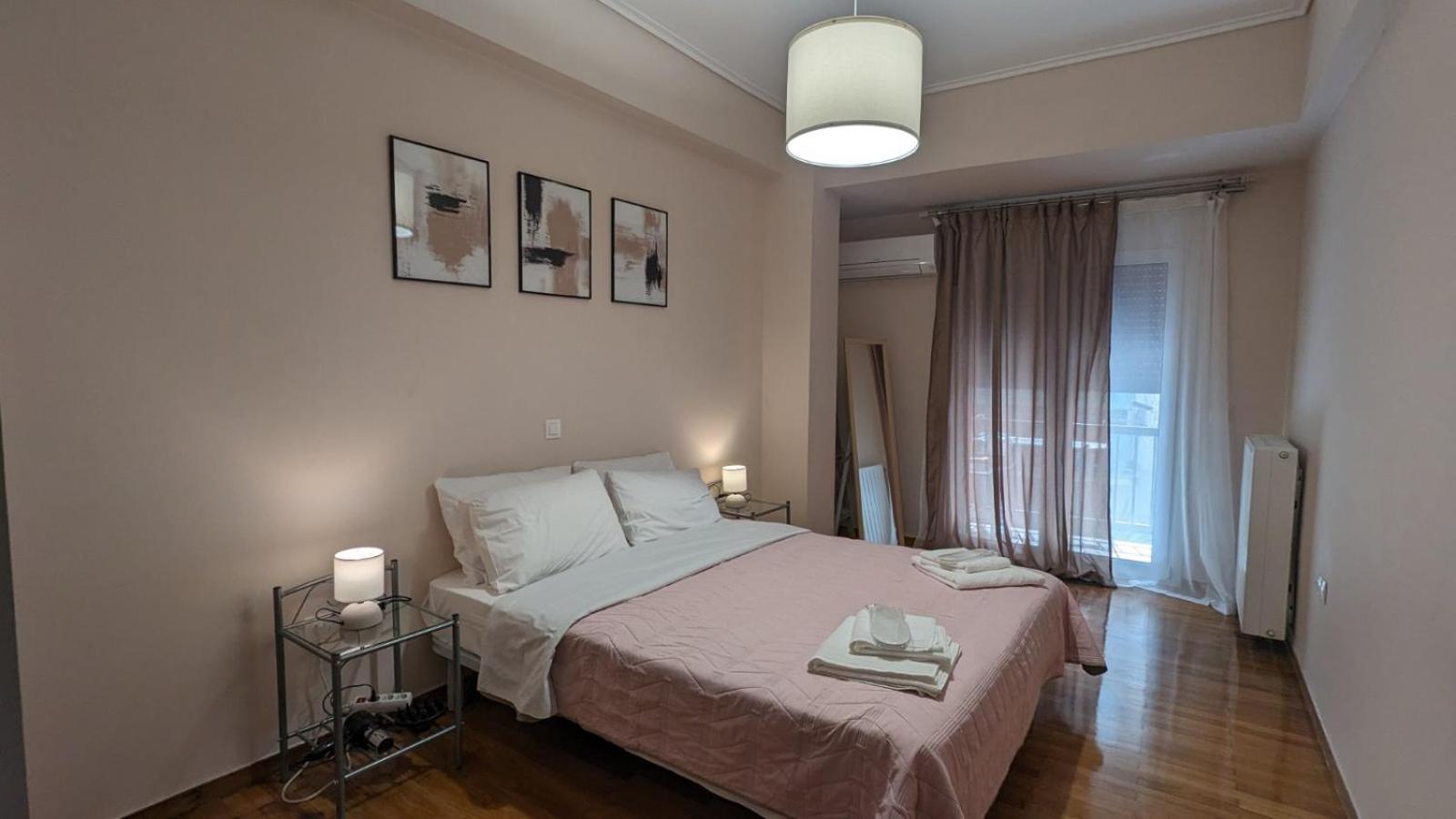 Luxury & Spacious Apartment In Athen Eksteriør billede