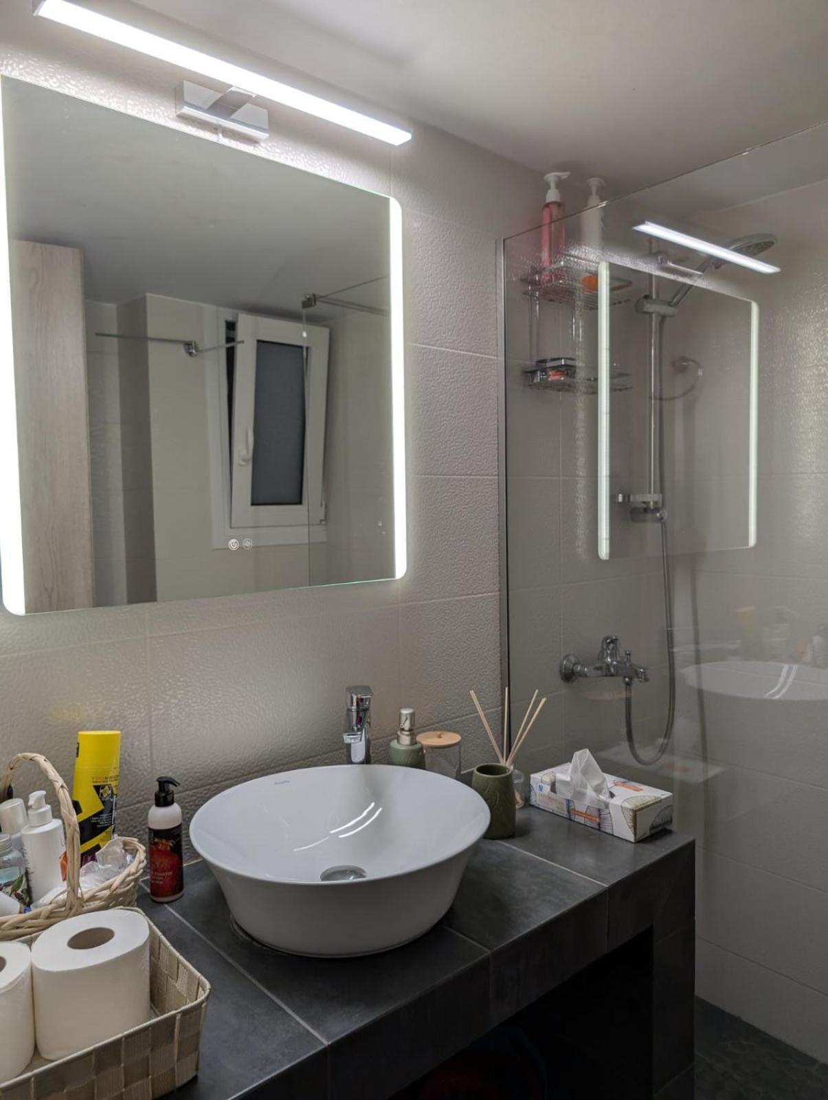 Luxury & Spacious Apartment In Athen Eksteriør billede